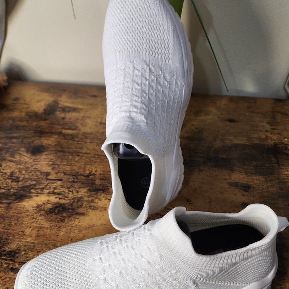 SneakerSocks - Picture 7 of 9